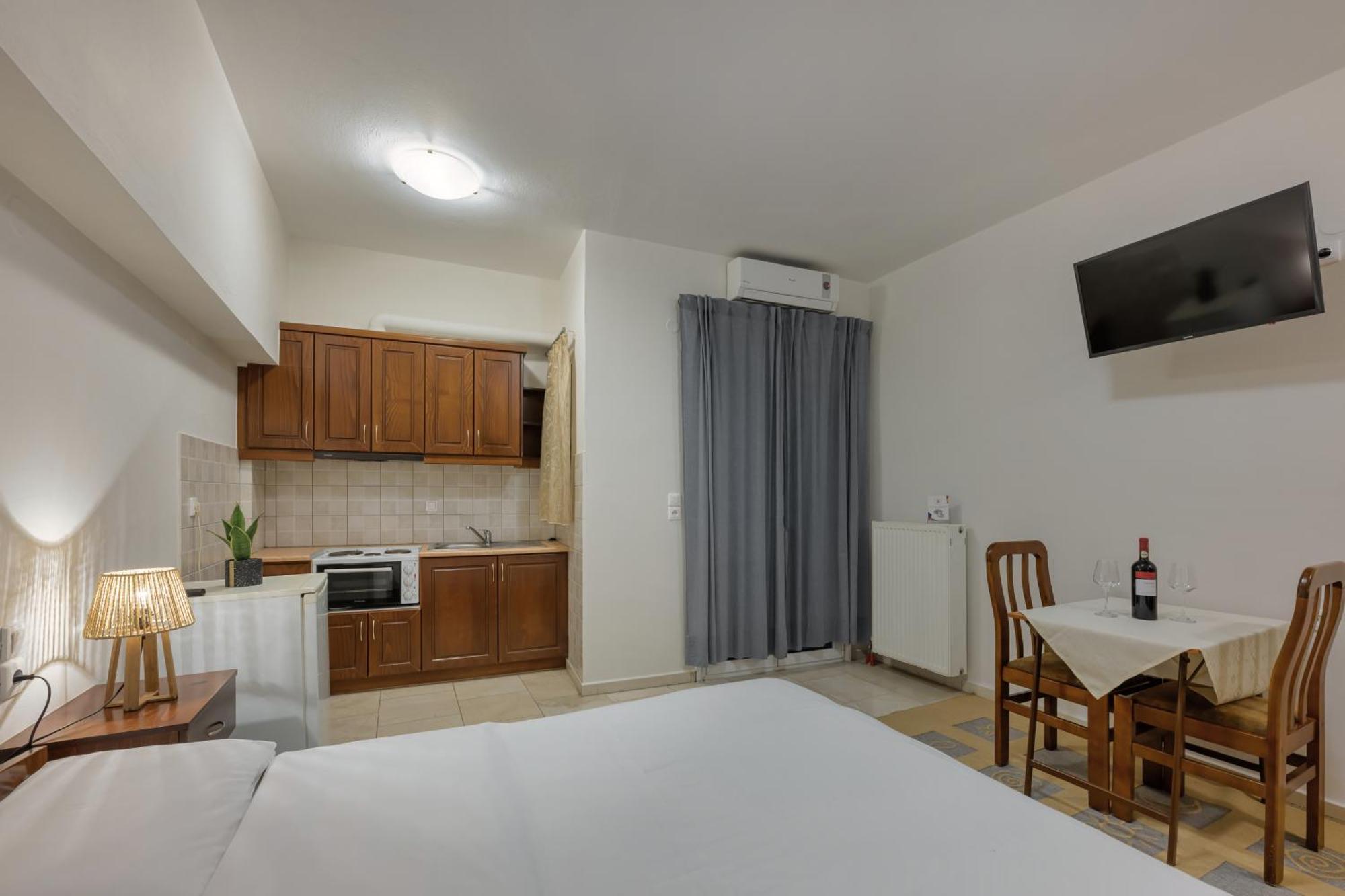 O Fotis Studios & Apartments Ioannina Exterior foto