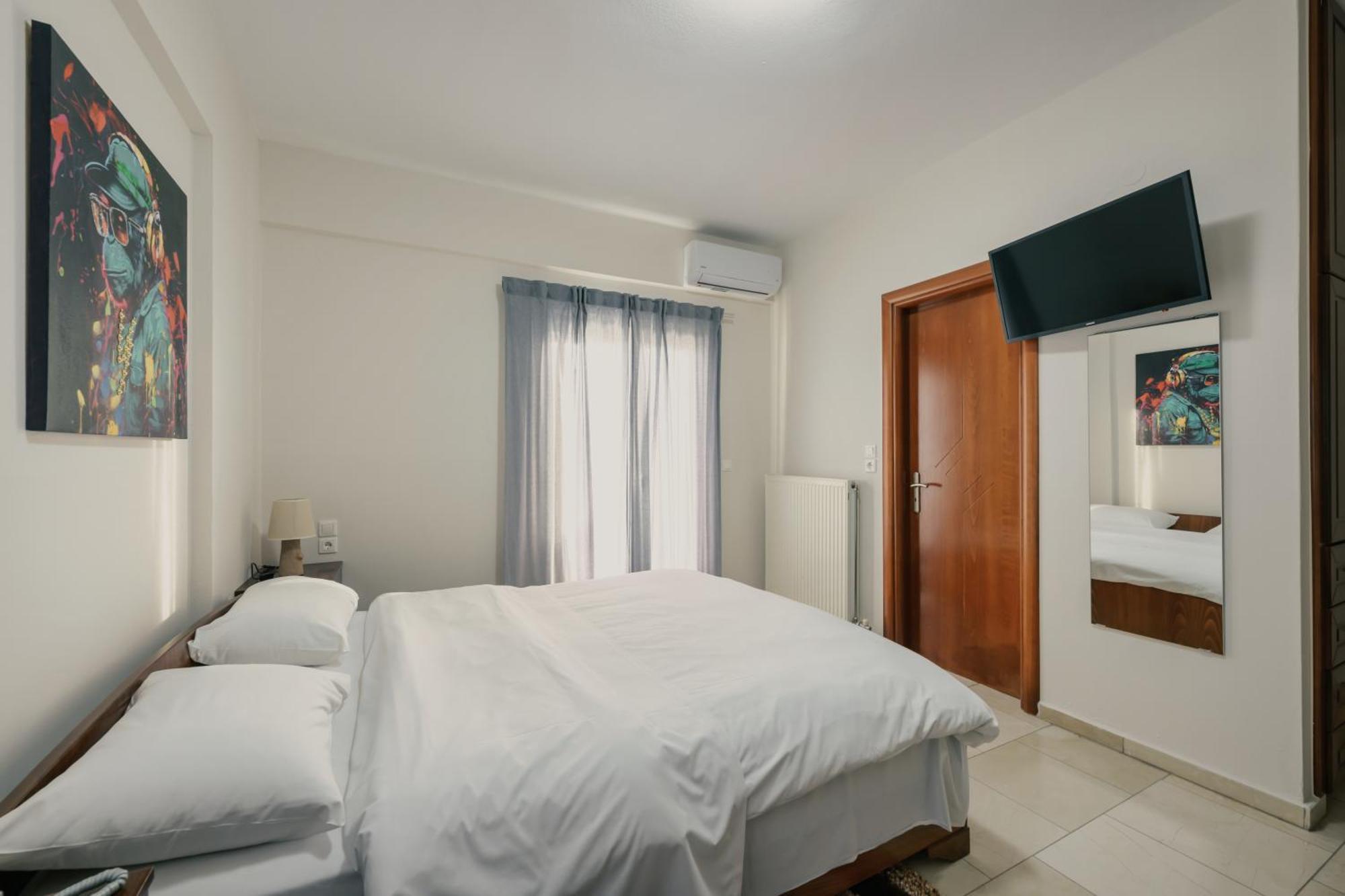 O Fotis Studios & Apartments Ioannina Exterior foto